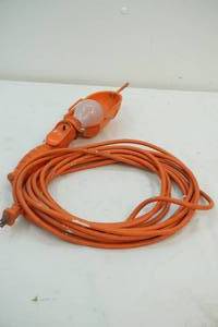 lot 142 image: work light