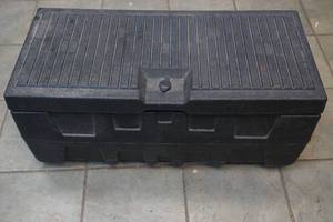 lot 189 image: truck tote