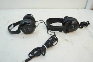 lot 226 image: headphones