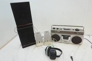 lot 260 image: speakers