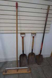 lot 279 image: shovels