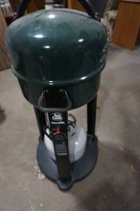 lot 282 image: gas grill