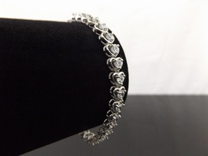 .925 Sterling Silver Zirconia Crystal Heart Bracelet