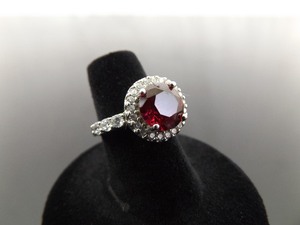 .925 Sterling Silver Faceted Garnet Crystal Ring Size 6
