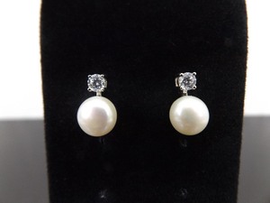.925 Sterling Silver Genuine Pearl Post Earrings