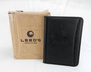 lot 19 image: Lot of 15 Leeds VMC DuraHyde Padfolios