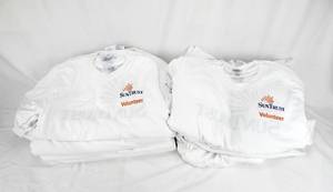 lot 30 image: Lot of 74 Sun Trust Volunteer Adult T-Shirts in Assorted Sizes