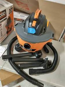 RIDGID  6 Gal. 3.5-Peak HP NXT WetDry Shop Vacuum