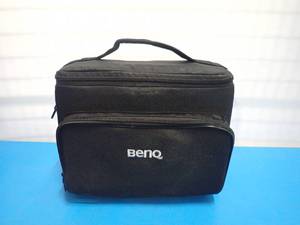 lot 10 image: Dell&nbsp1420X Projector W travel case and Display Cables. Power cable included