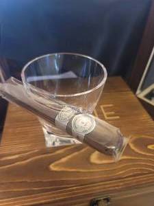 LUXURY BAR SET... 2 CIGAR HOLDER WHISKEY GLASSES