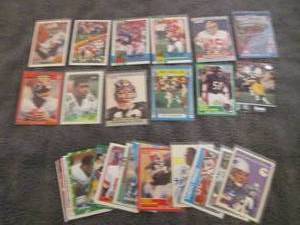 lot 8 image: 8. 25 Football Star Cards...