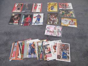 lot 49 image: 49. 40 Basketball Insert Cards...