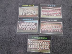 lot 54 image: 54. 5 1971 Topps Team Cards...