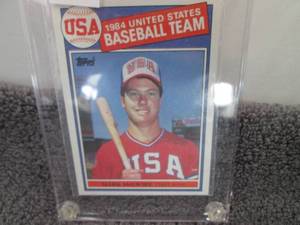 lot 59 image: 59. 1985 Topps Mark McGwire Rookie ...
