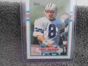 lot 78 image: 78. 1989 Topps Troy Aikman Rookie C...