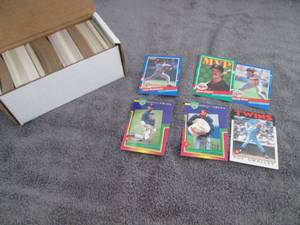 lot 132 image: 132. Box of Minnesota Twins Cards...