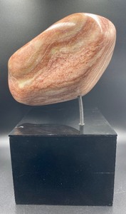 lot 54 image: Beautiful Rock Sculpture