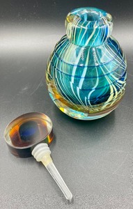lot 242 image: Art Glass Dauber Bottle