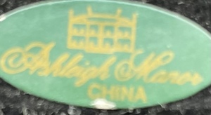 lot 249 image: Ashleigh Manor Trinket Box