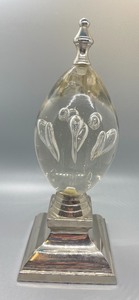 lot 132 image: Art Glass Decor Piece