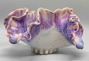 lot 136 image: Fascinating Ceramic Dish