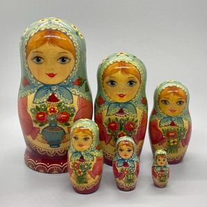 lot 146 image: Charming Russian Nesting Doll