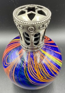 lot 398 image: Art Glass Oil Candle