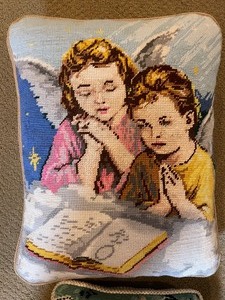 lot 309 image: 2 Needlepoint Pillows
