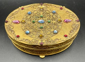 lot 338 image: Apollo Jewelry Box