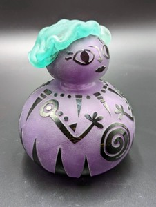 lot 41 image: Fellerman & Raabe Frosted Art Glass Lady
