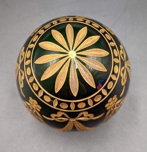 lot 165 image: Faberge Imperial Emerald Green Egg