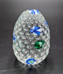 lot 168 image: Murano Glass Egg