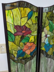 lot 171 image: Folding Stained Glass Fireplace Screen