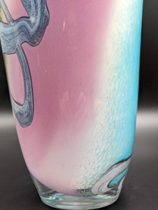 lot 186 image: Pink and Blue Swirled Art Glass Vase
