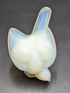 lot 191 image: Sabino Opalescent Glass Bird