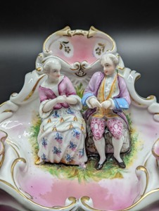 lot 364 image: Antique Porcelain Inkwell