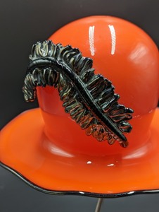 lot 386 image: Art Glass Hat by Brian Brenno