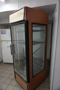 lot 30 image: Superior Commercial Glass Beverage Cooler