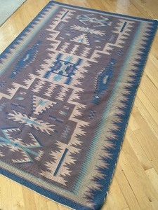 lot 16 image: Storm Pattern Navajo Handwoven Beautiful Rug w Elaborate Design