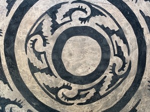 lot 45 image: Beautiful Southwestern Ceramic Bowl