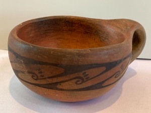 lot 51 image: Pottery by Edith Nash