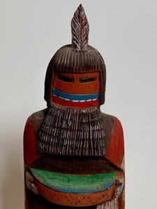 lot 67 image: Pachavuin Mana Figurine by Annette Francis