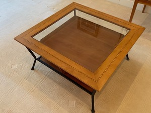 lot 198 image: Beautiful Square Glass Top Coffee Table with Display Feature