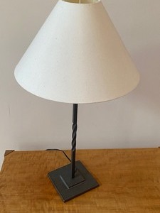 lot 170 image: Metal Black Accent Table Lamp
