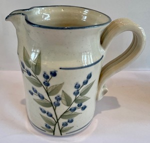 lot 135 image: Three Pretty Pitchers
