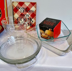 lot 146 image: Cook Books, Baking Dishes and More