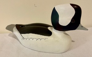 lot 297 image: Hand Carved and Painted Duck by Bruce Bauer
