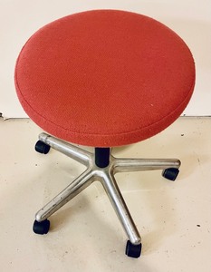 lot 260 image: Swivel Stool on Casters
