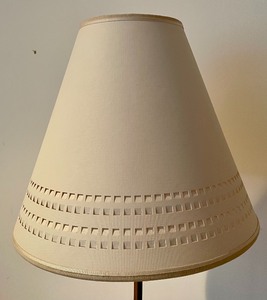 lot 434 image: Lovely Table Lamp