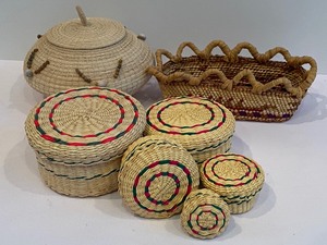 lot 337 image: Variety of Woven Baskets